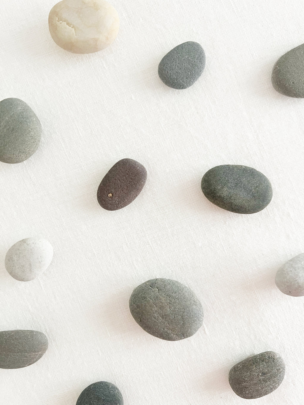 Pebble Magnets, Set of 4