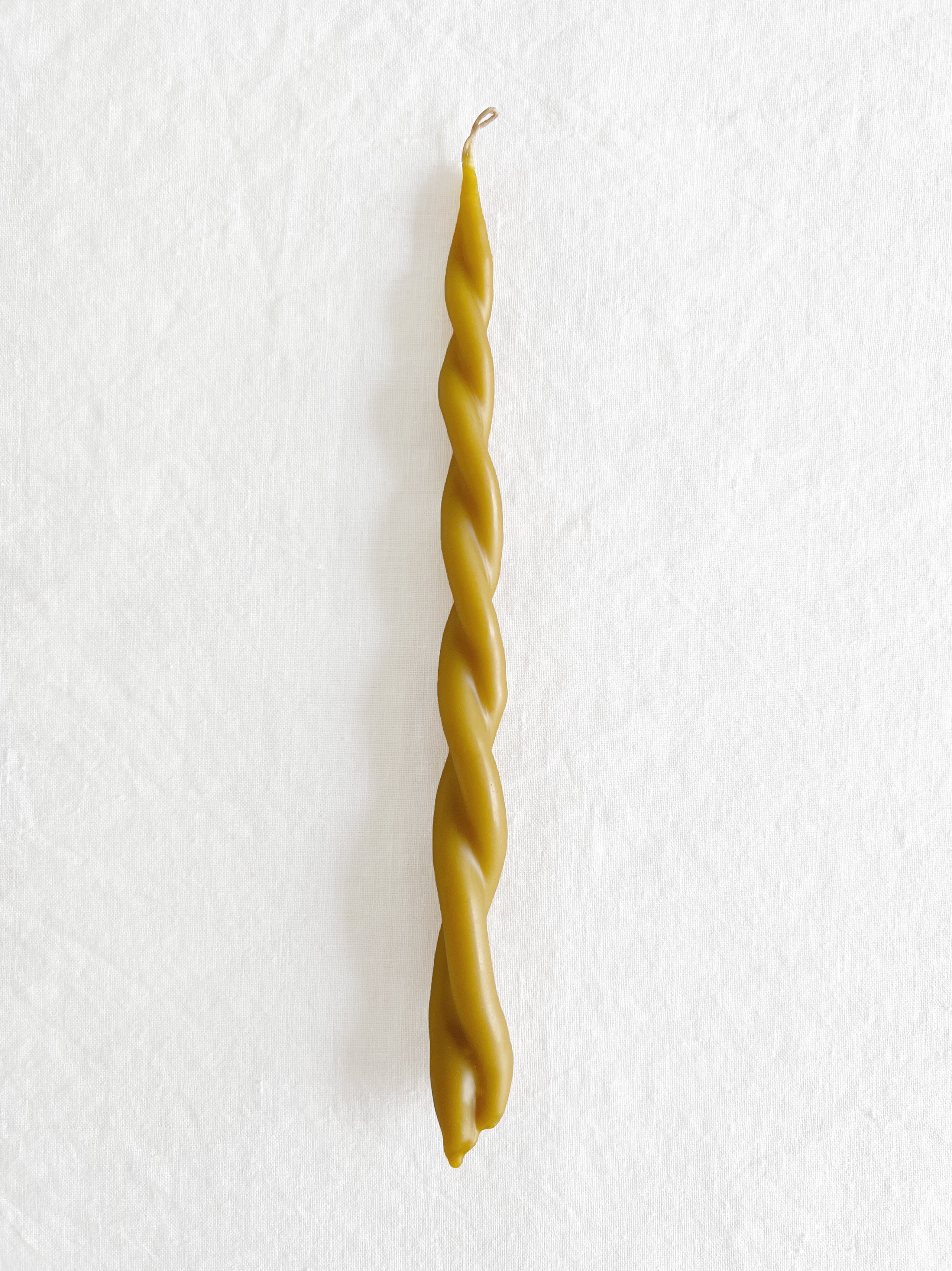 Duplero Beeswax Taper Candles